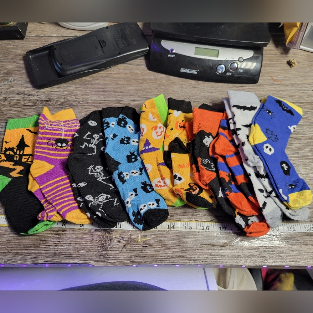 Lot of‎ 10 Pair NEW Youth Toddler Halloween Socks A20